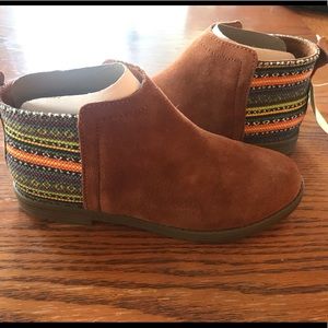 Toms suede ankle boots